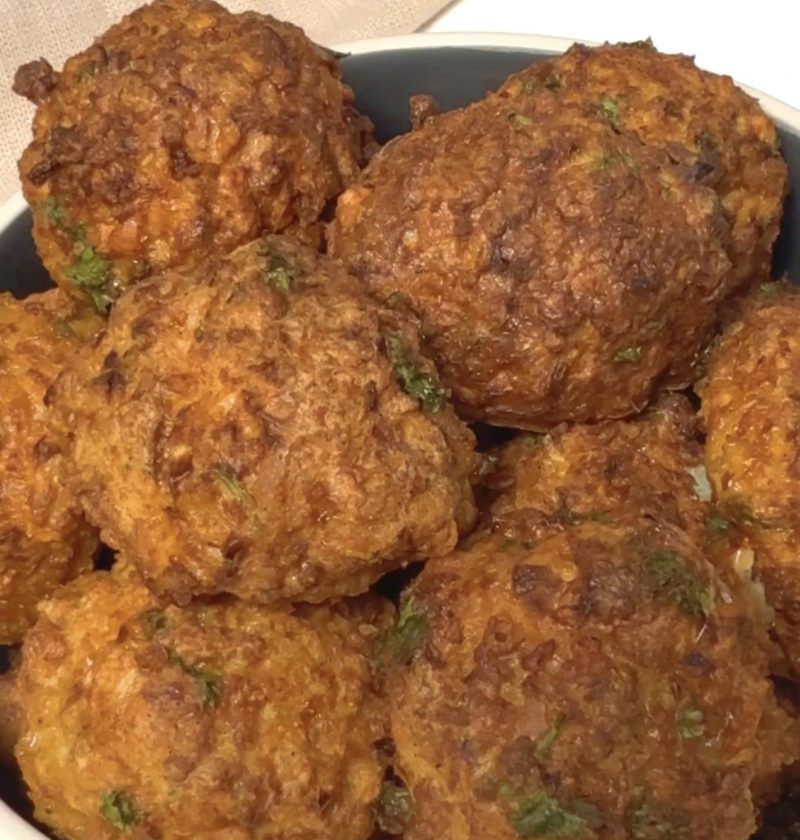 Vegetarische Hackbällchen aus dem Airfryer (saftig & knusprig in 15 Minuten)
