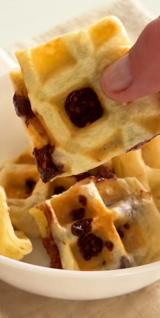 Choco Banana Waffle Bites aus dem Waffeleisen